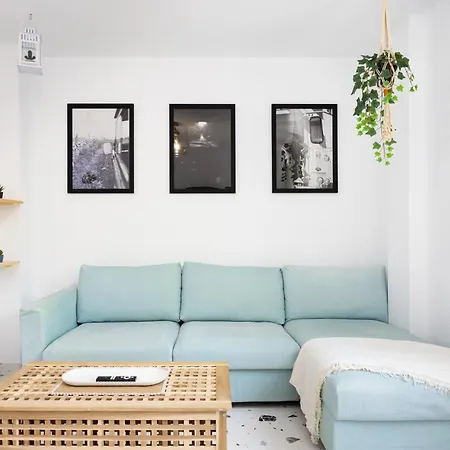 Home2book Bright & Cozy Cruz