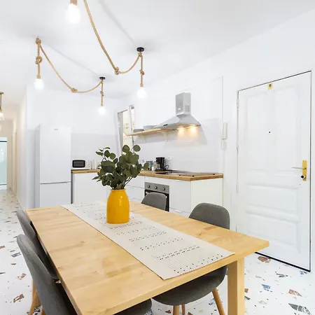 Home2book Bright & Cozy Cruz Daire *