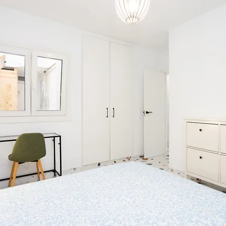 Home2book Bright & Cozy Cruz