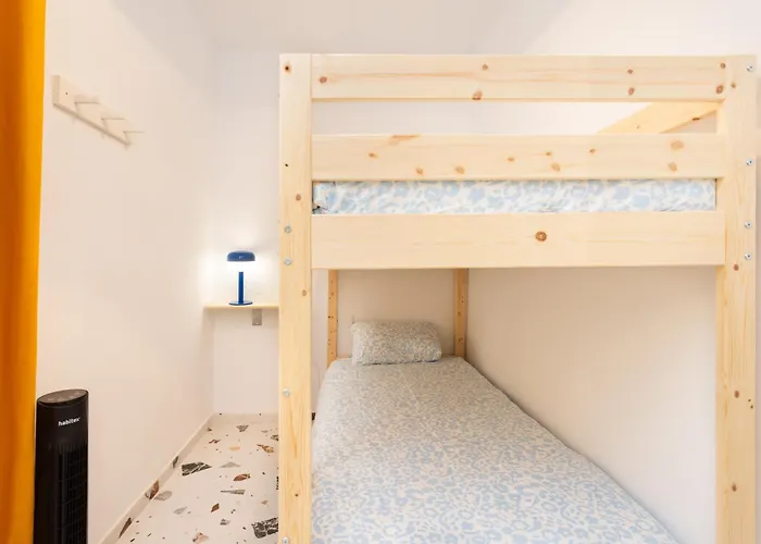 Apartment Home2book Bright & Cozy Cruz Santa Cruz de Tenerife