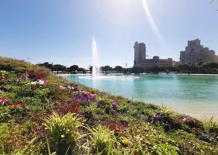 Home2book Bright & Cozy Cruz *