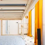 Home2book Bright & Cozy Cruz *