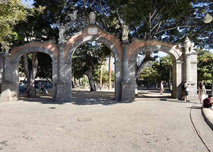 Home2book Bright & Cozy Cruz سانتا كروز دي تينيريف